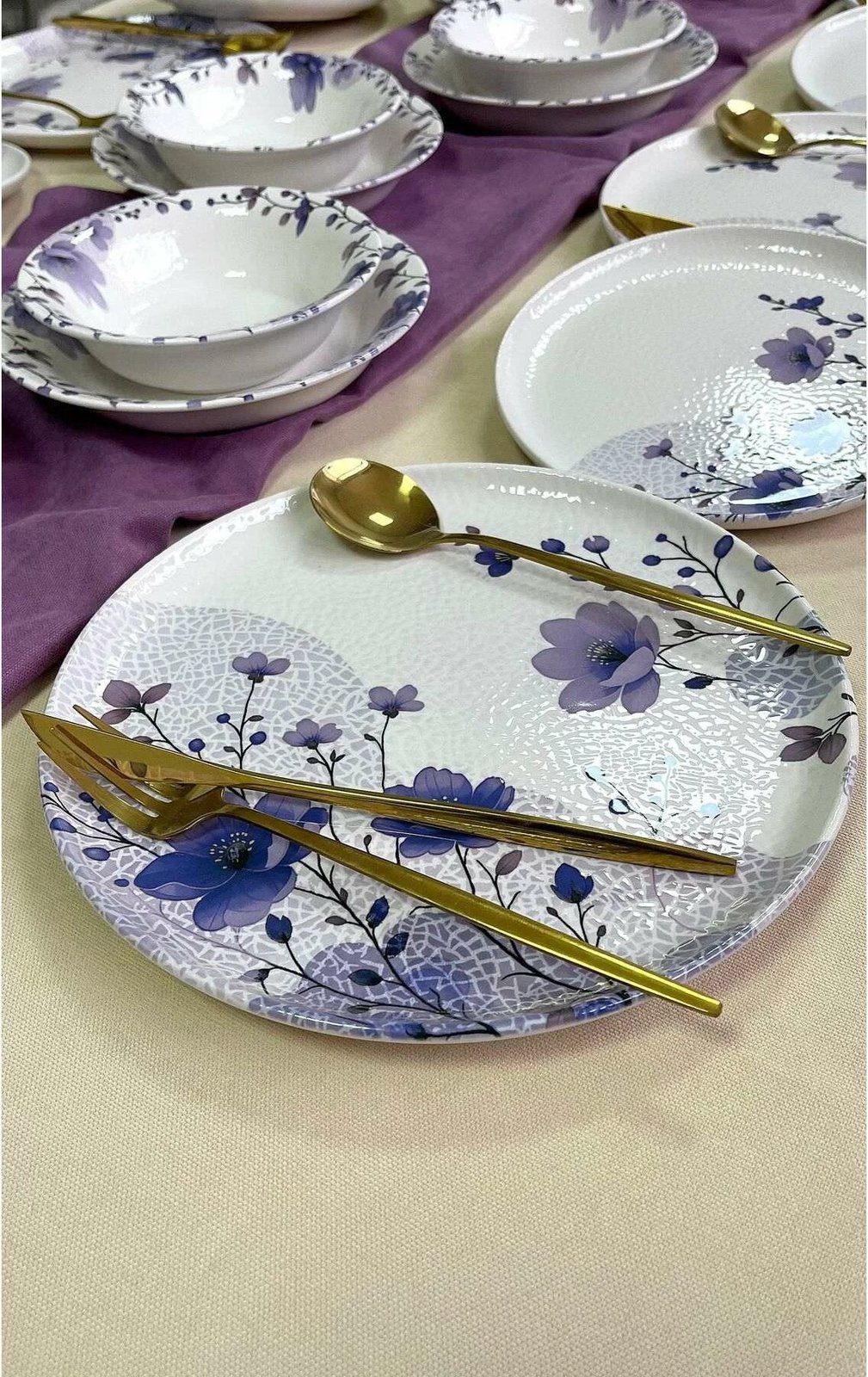 Set enësh për drekë (24 copë), Hermia Concept, BaharRolyefliLux24