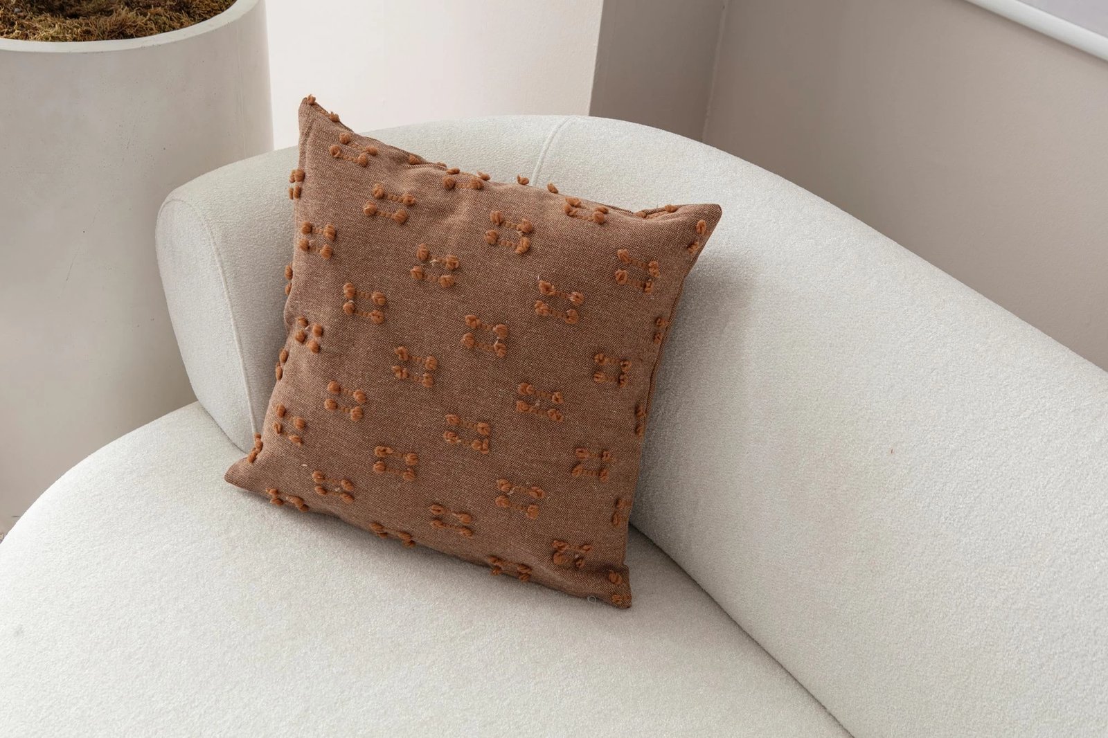 Jastëk mbulesë, ngjyrë kafe, Evila Originals, Tuffet v8