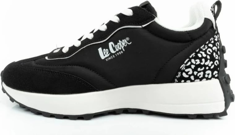 Atlete femra Lee Cooper, të zeza