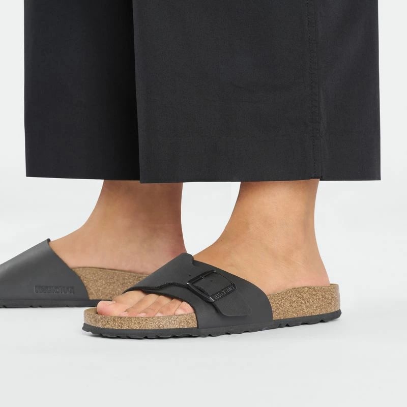 Papuqe për femra Birkenstock, të zeza