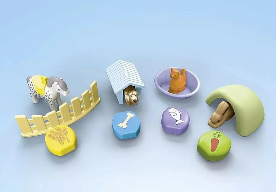 Set figurina Playmobil Junior 71690, hotel për kafshë me shpërndarës ushqimi, 21 pjesë, shumëngjyrëshe