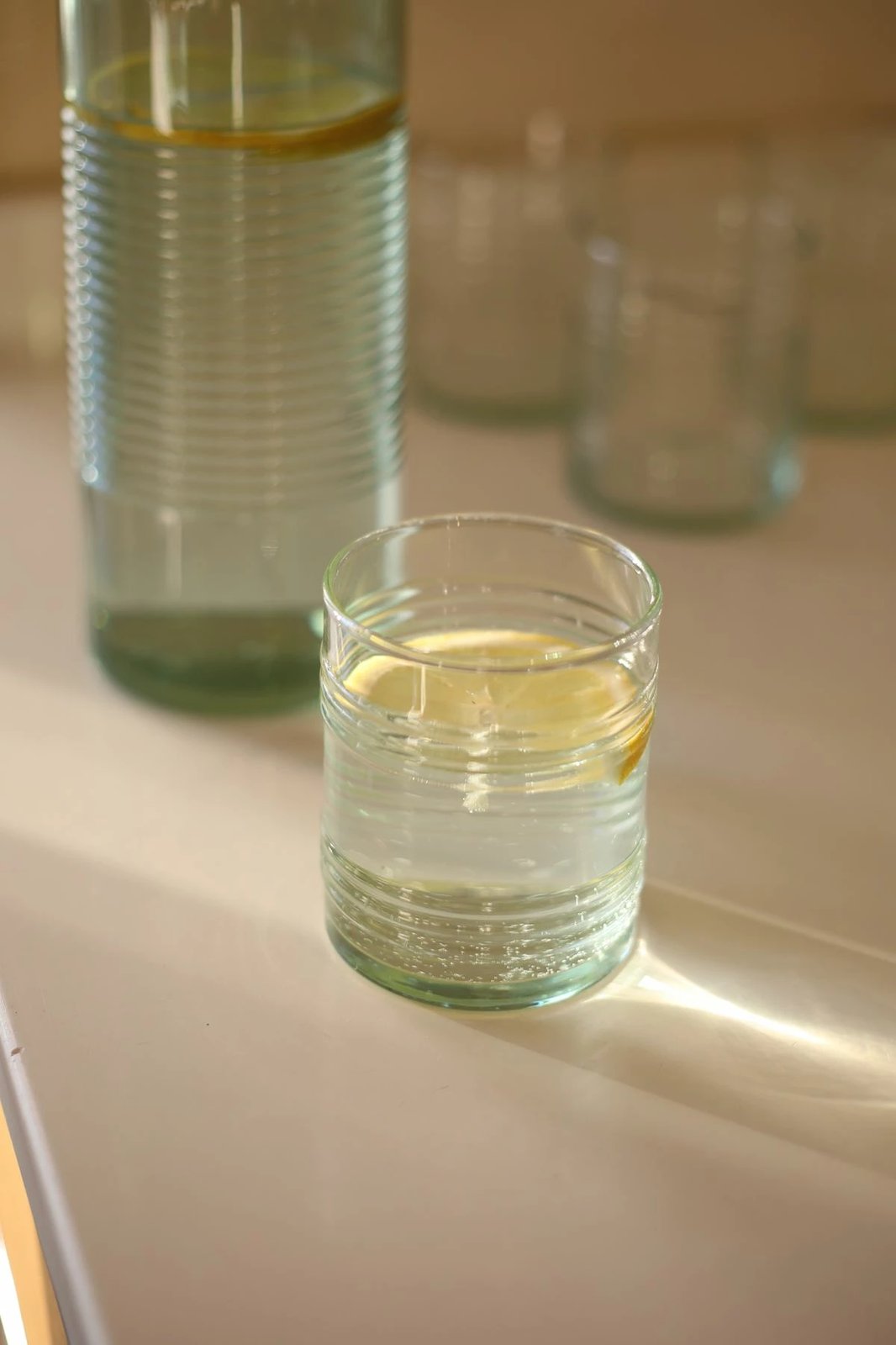 Set shishe qelqi me gota (5 copë), Hermia Concept, ngjyrë e gjelbër, formë fuçie