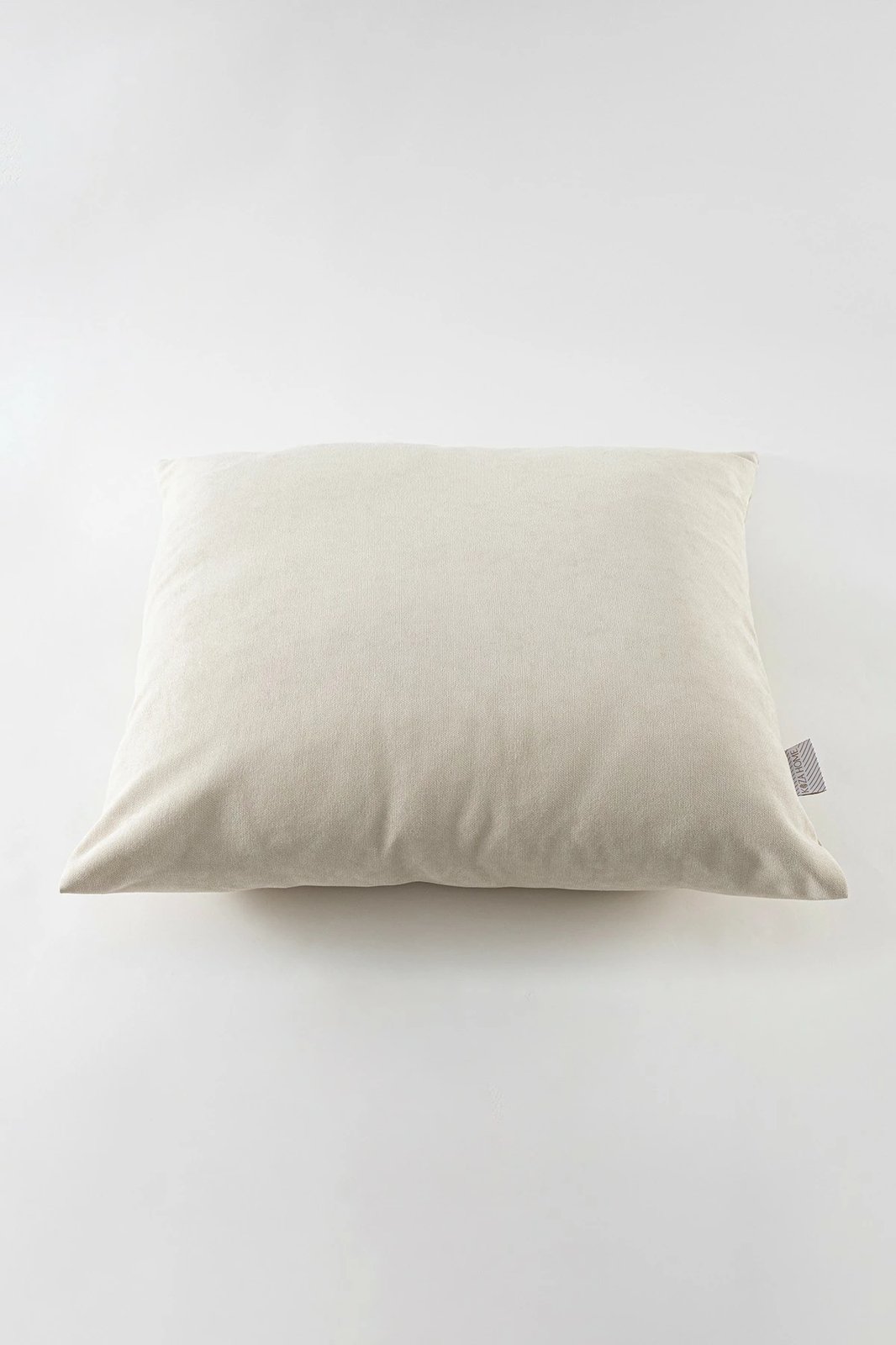 Jastëk mbështjellës krem Evila Originals, 45x45cm