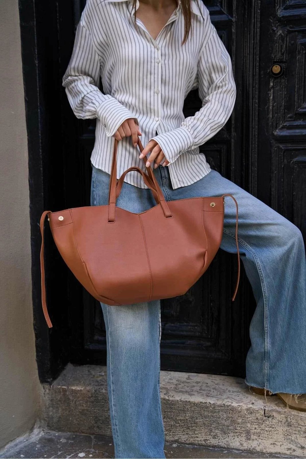 Çantë krahu Zoozie, ngjyrë tan, MK1020024SM25-001