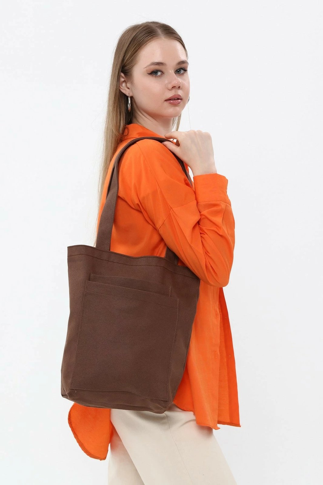 Çantë tote gabardinë, ngjyrë kafe e errët, Zoozie Bags, 33x45x10cm