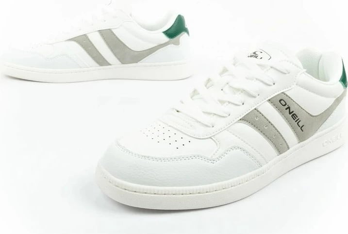 Atlete meshkuj O'Neill Ione, të bardha