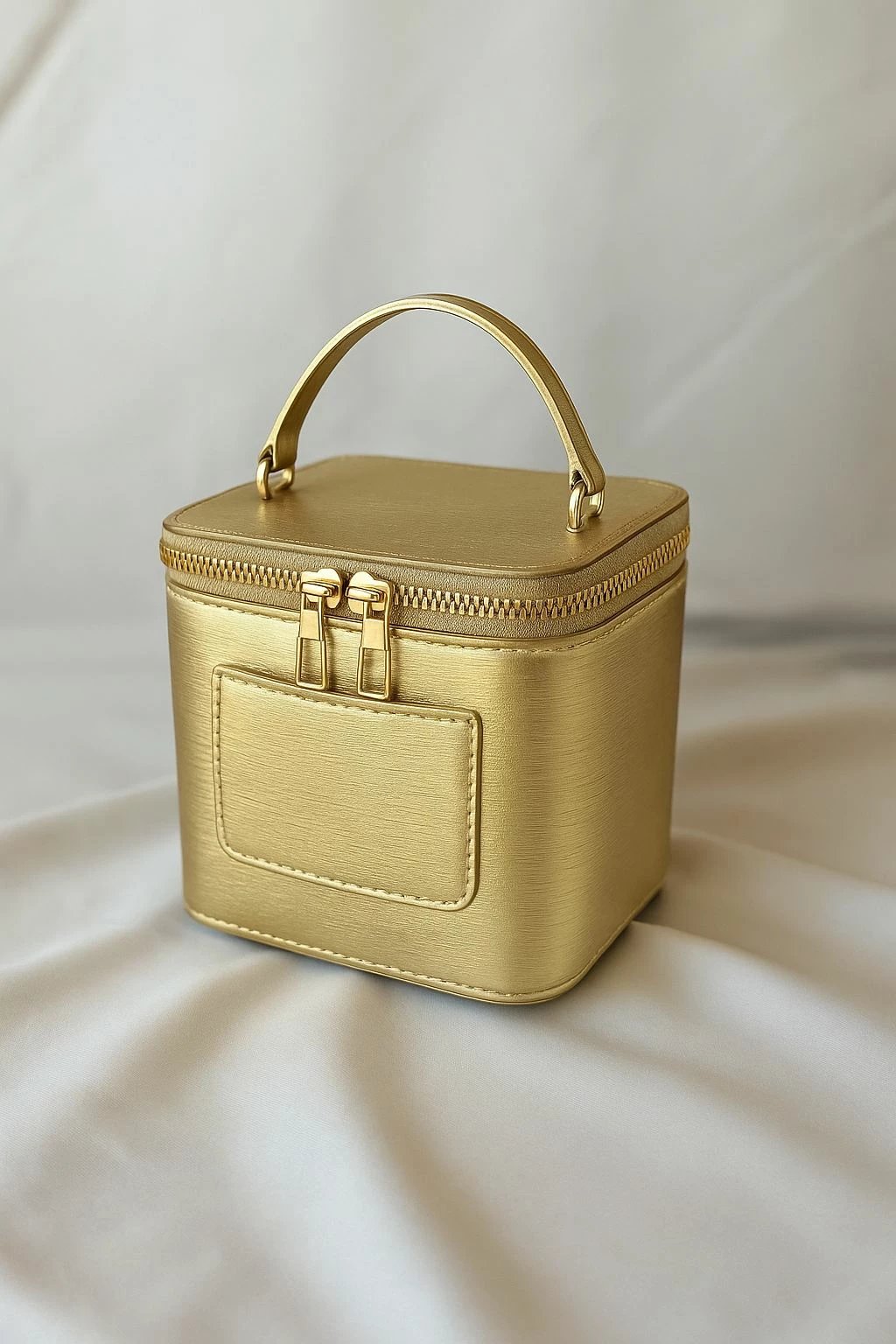 Çantë dore Zoozie Bags, ngjyrë ari, MK1020225SV10-027 Çantë dore Zoozie Bags, ngjyrë ari, MK1020225SV10-027