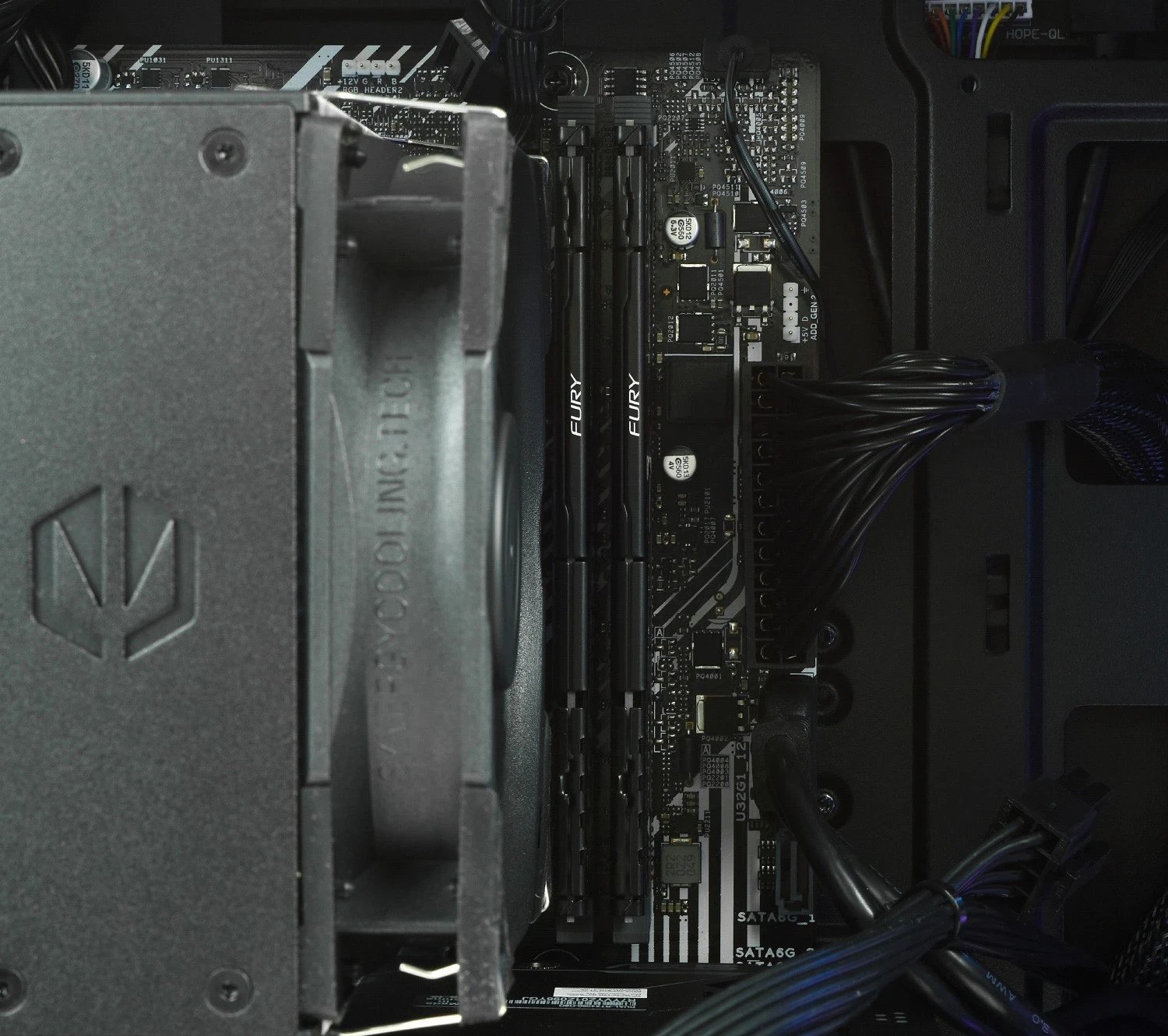 Komputronik Infinity X510, Intel Core i5, 16GB RAM Memorje, GeForce RTX 4060, 1TB SSD
