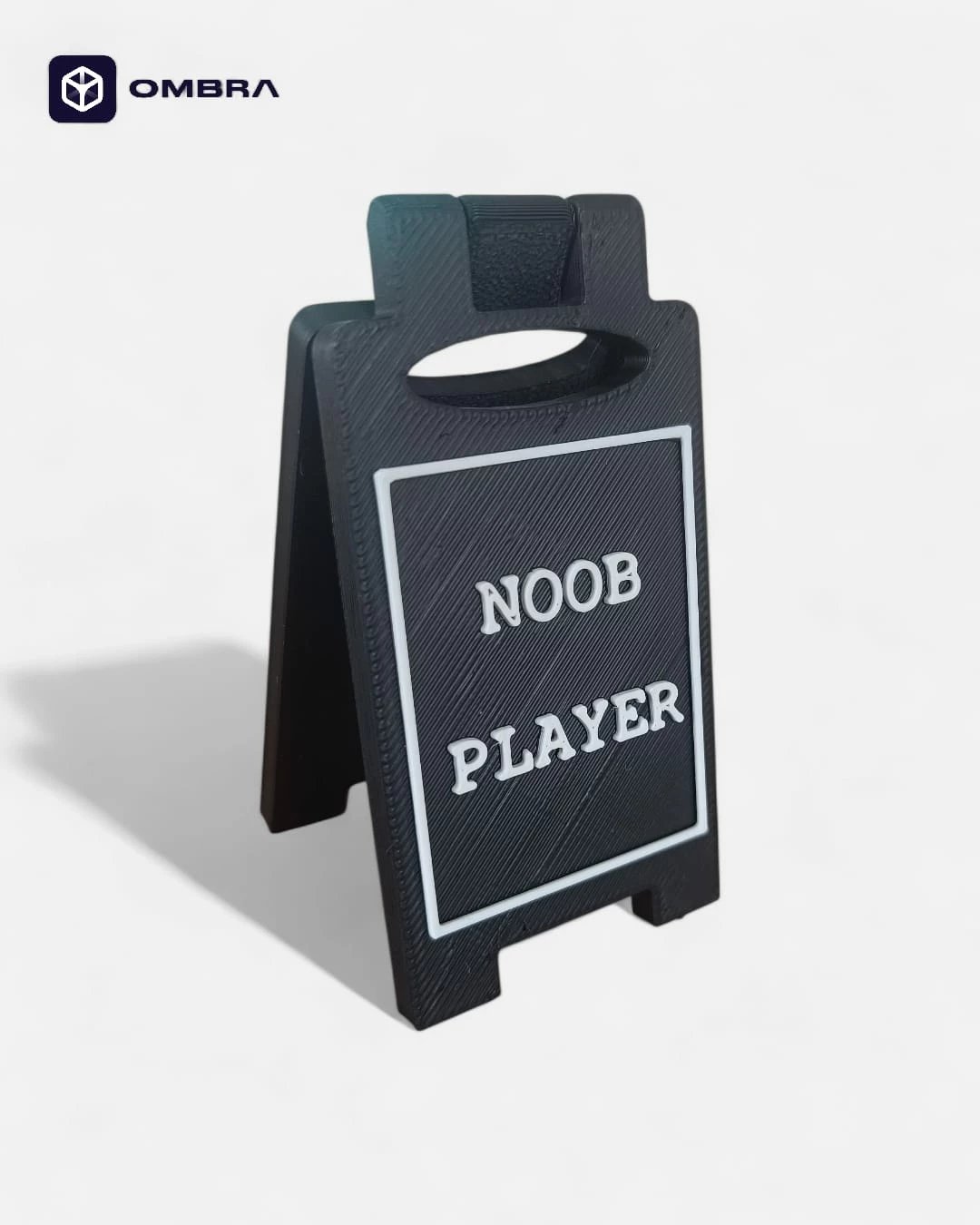 Tabelë "Noob PLAYER” - e zeze