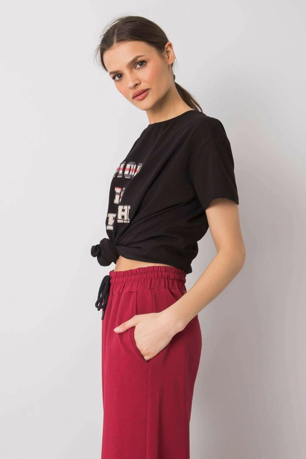 Maicë Fancy 182810, e zezë