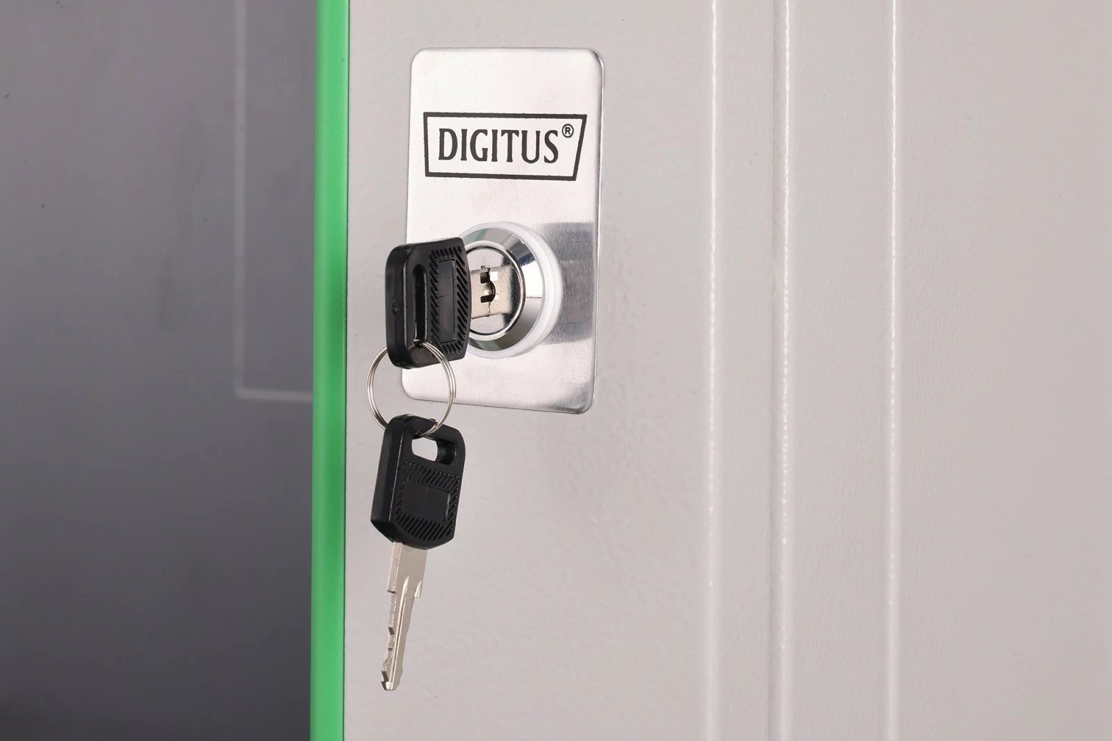 Kabinet rrjeti muror 19" 9U, Digitus, DN-37104, 474×600×450 mm, derë xhami, IP20, kapacitet ngarkese 60 kg, i pambledhur, gri