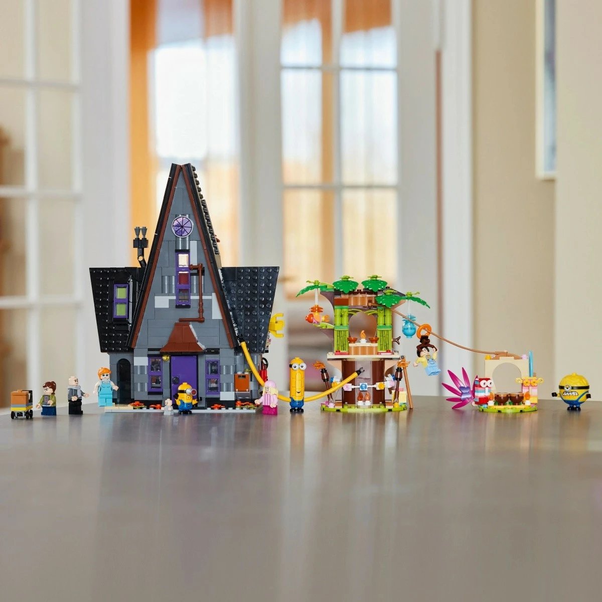 Set LEGO Minions Gru's Family Residence 75583, 868 pjesë, plastikë, për fëmijë, shumëngjyrësh