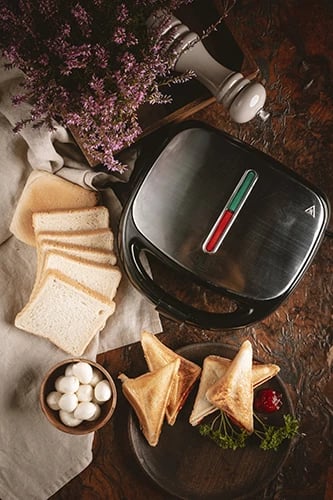 pajisje pjekjeje multifunksionale, Adler AD 3040, 5‑në‑1, 800–1200W, pllaka çelik inox të ndërrueshme, ngjyrë e zezë