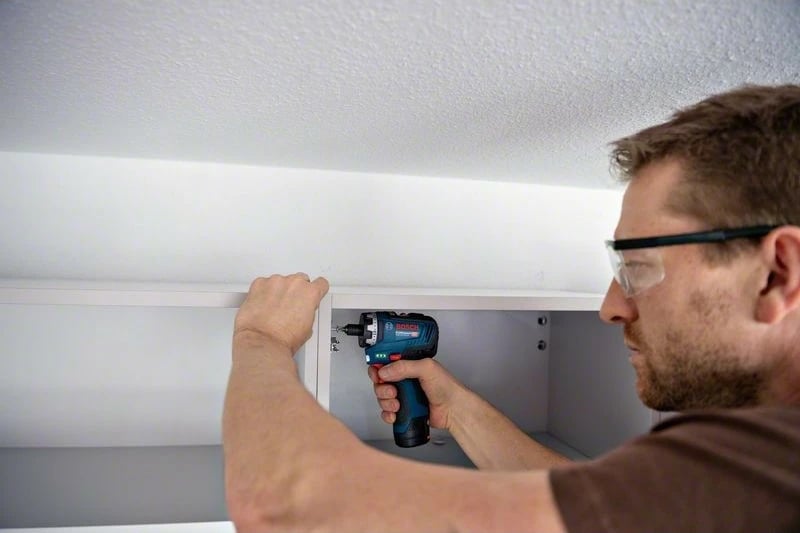 Vidërrues Bosch GSR 12V-35 HX Professional, brushless, 12V, 3Ah, me dy bateri, zi/blu/kuq