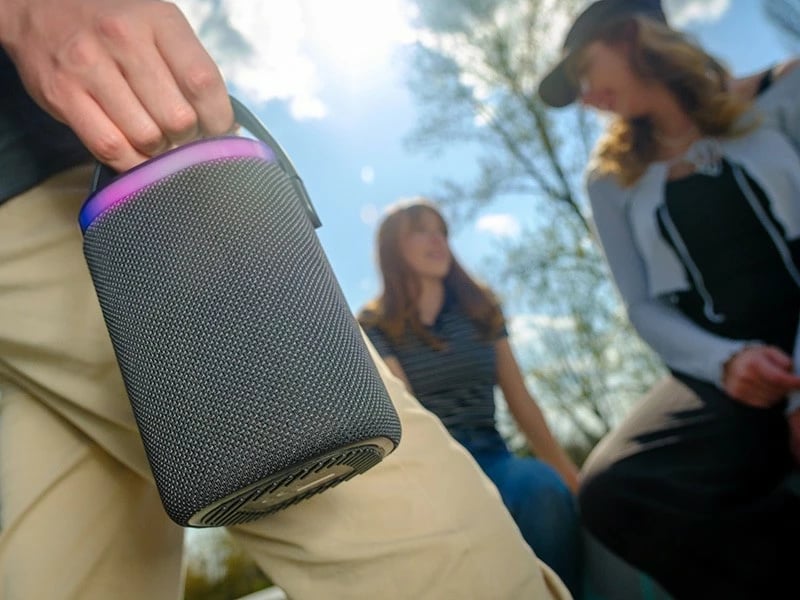 Altoparlant portativ, Tracer Stripe XL TWS BT RGB (TRAGLO47615), 10W RMS, Bluetooth 5.3, IPX5, FM radio, 1800 mAh/deri 4 orë, i zi