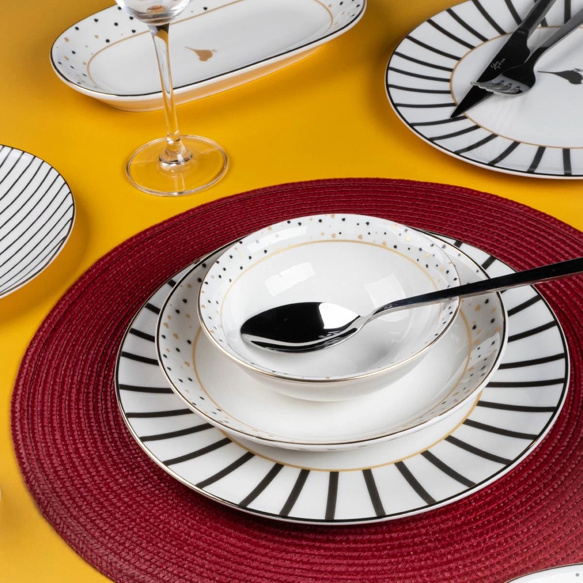 Set enësh për drekë (29 copë), Hermia Concept, 58YMT000818