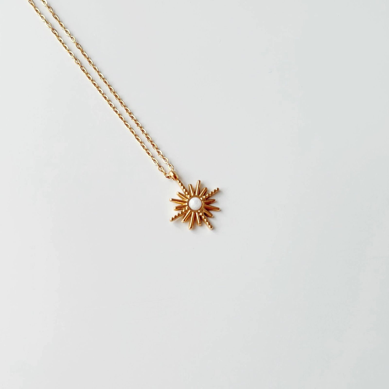 Varëse çeliku, Jumeon, Roan e bardhë