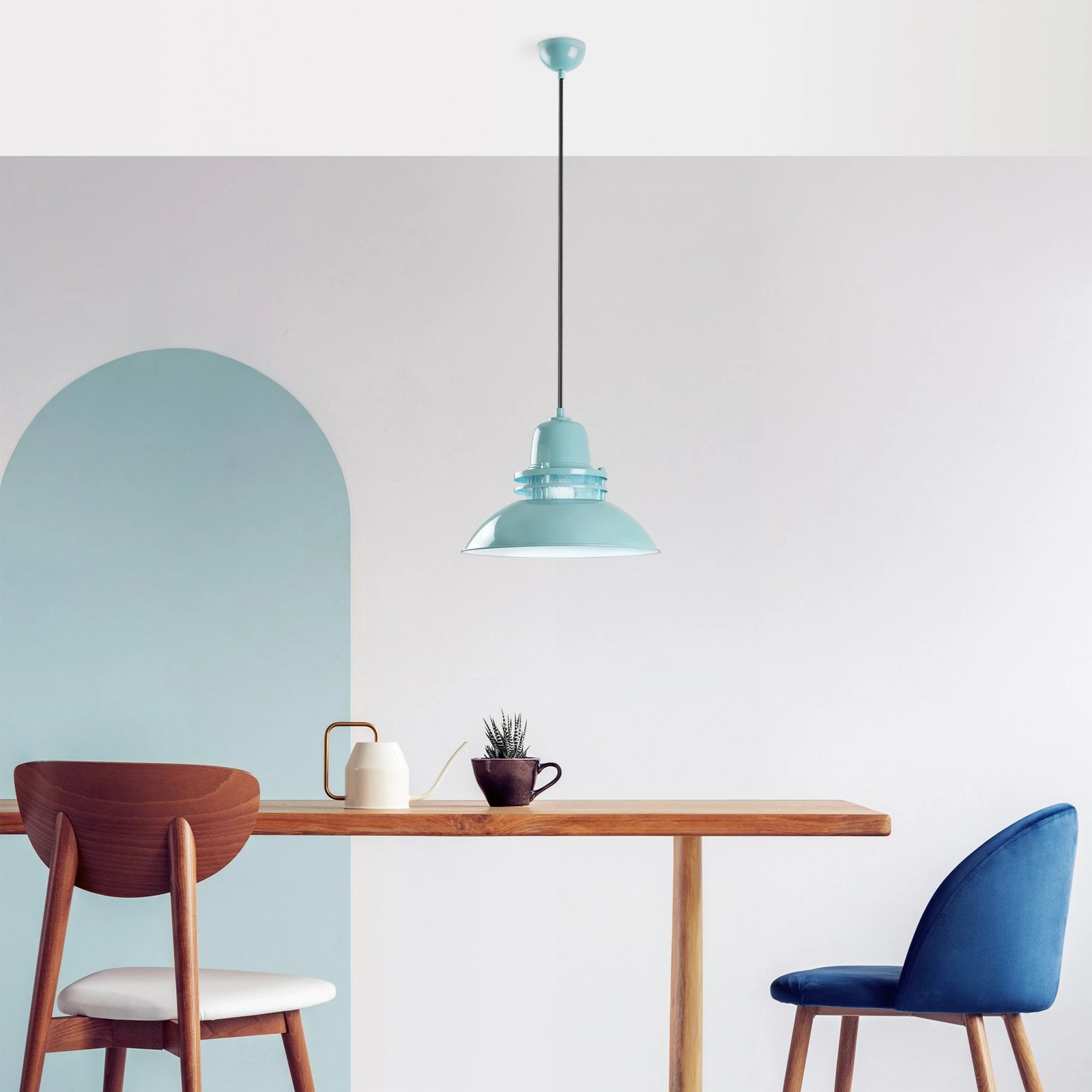 Llambë tavani Opviq, Tibet, ngjyrë tyrkiz Llambë tavani Opviq, Tibet, ngjyrë tyrkiz