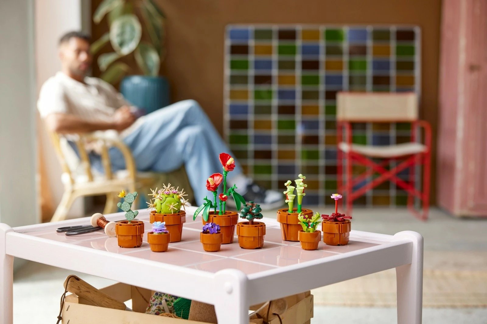 Set LEGO Icons 10329 Small Plants, 758 pjesë, dekor për të rritur, plastikë