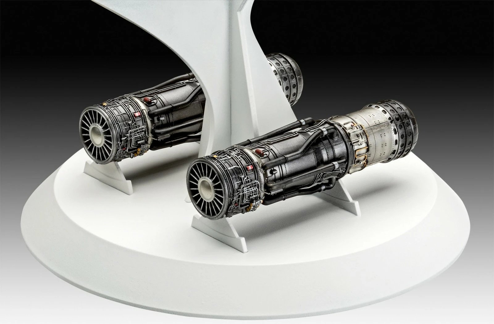 Model plastik Revell Lockheed SR-71 Blackbird 1:48, 206 pjesë, i zi