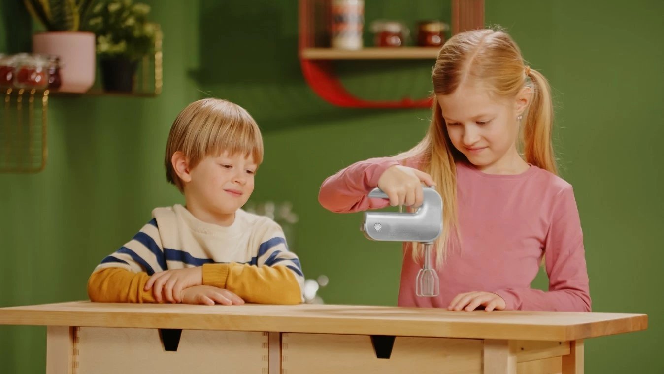 Mikser lodër dore, Klein Bosch, 9240, me rrahëse rrotulluese, me bateri AA, argjendtë