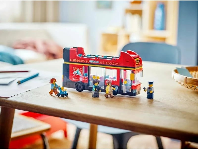 Lego autobus dykatësh i kuq, fëmijë