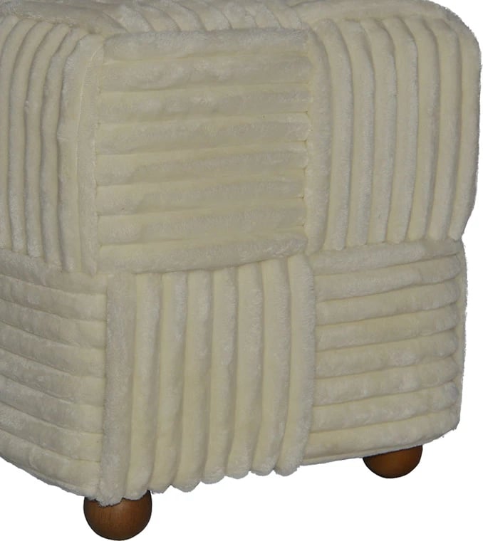 Stol Cuirl prej stofi bouclé, ngjyrë e bardhë, 45x45x45cm