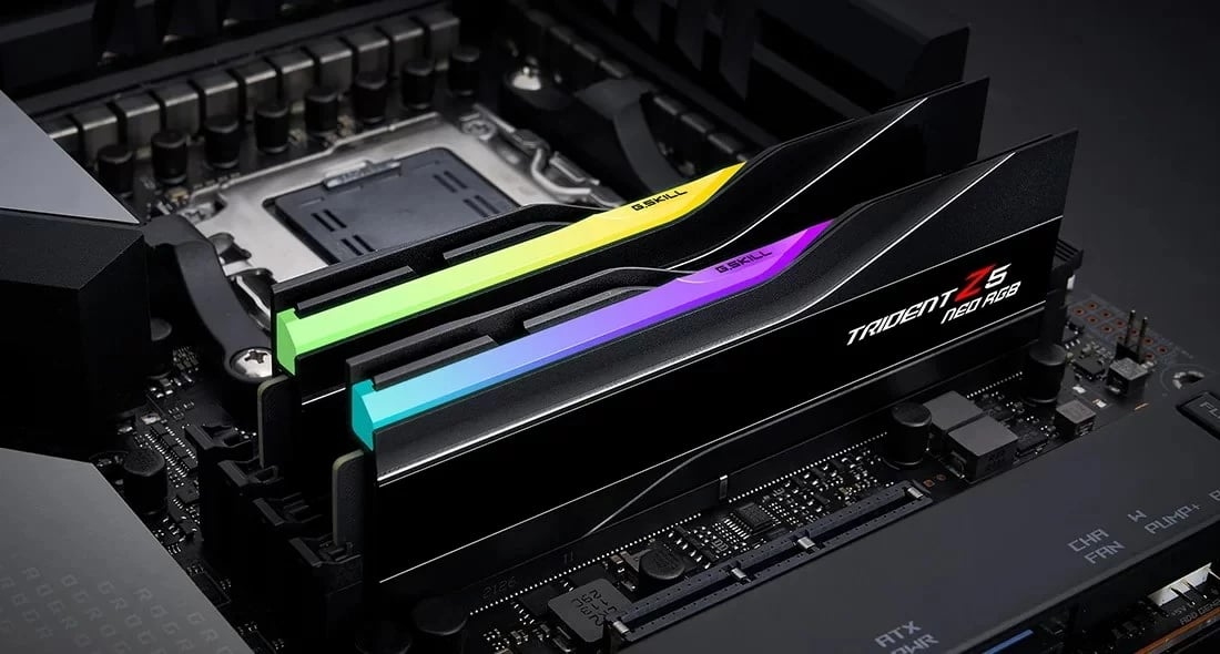 RAM Memorje G.SKILL Trident Z5 Neo RGB F5-6000J2636H32GX2-TZ5NR, 64 GB (2x32 GB), DDR5, 6000 MHz, Multikolor
