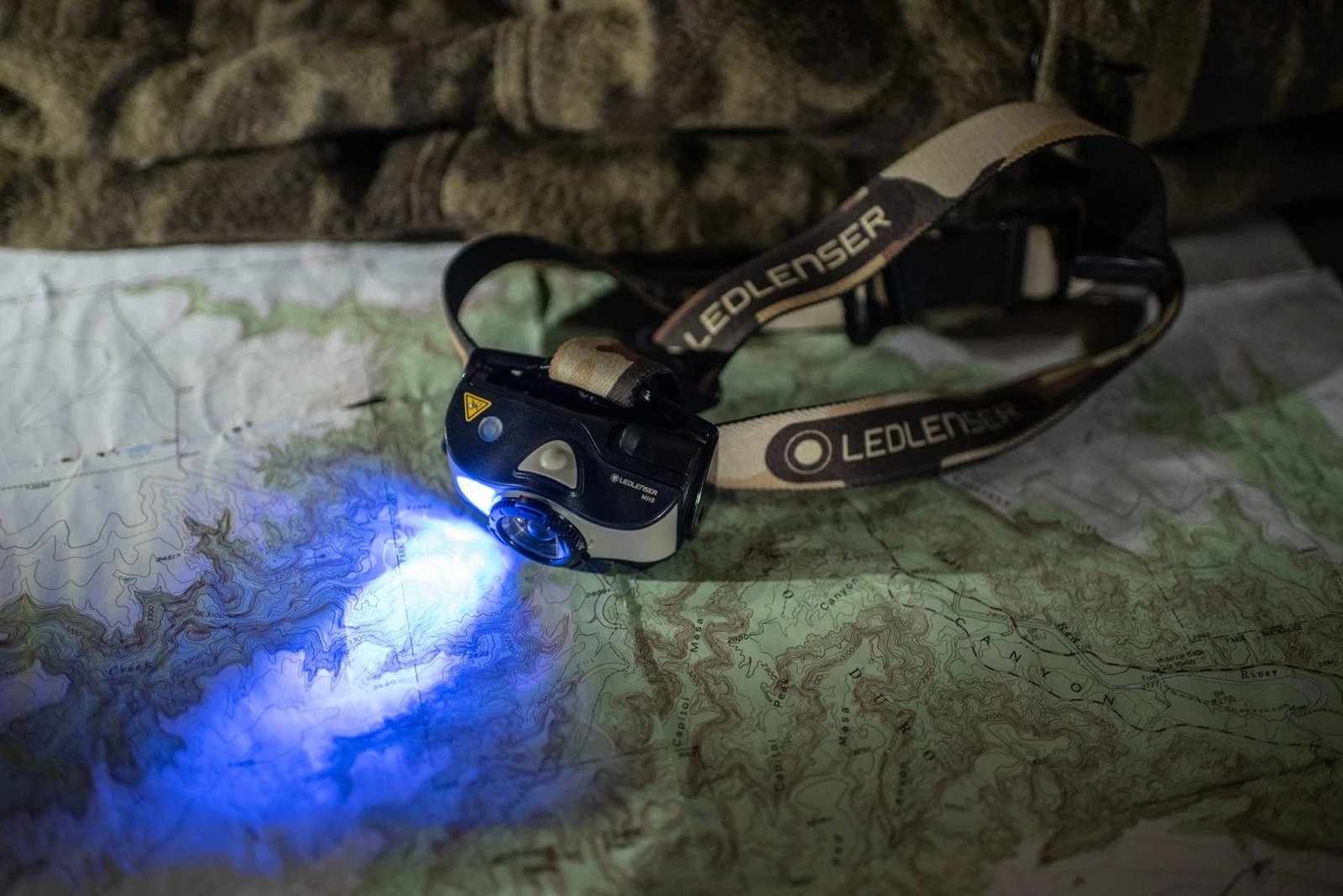 Dritë koke Ledlenser MH8, LED, e zezë