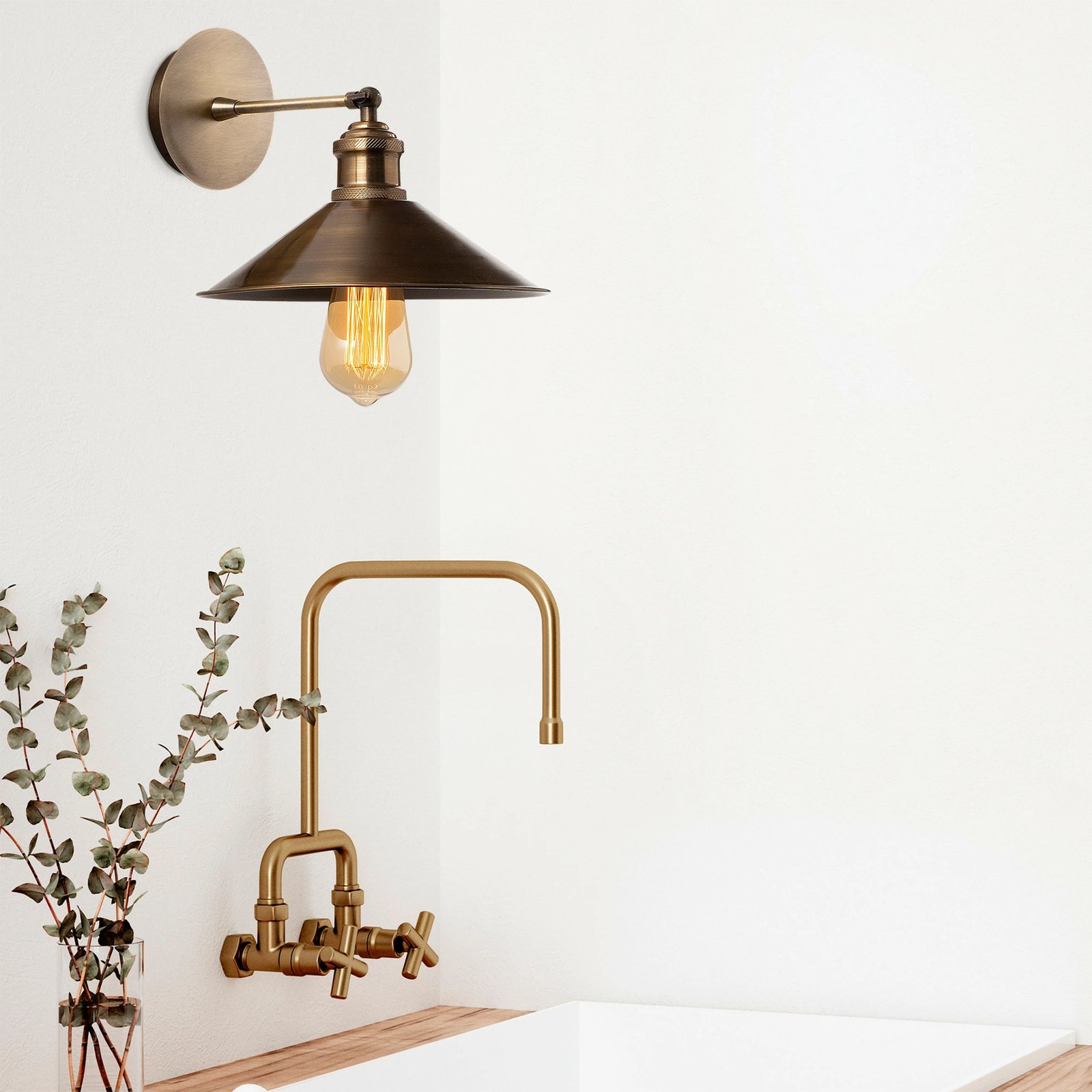 Llambë muri Opviq, Sivani - MR - 889, vintage Llambë muri Opviq, Sivani - MR - 889, vintage