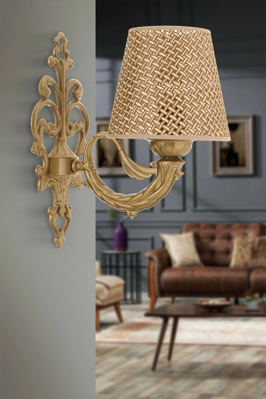 Llambë muri Opviq, Lily Hazeran, natyrale, ari