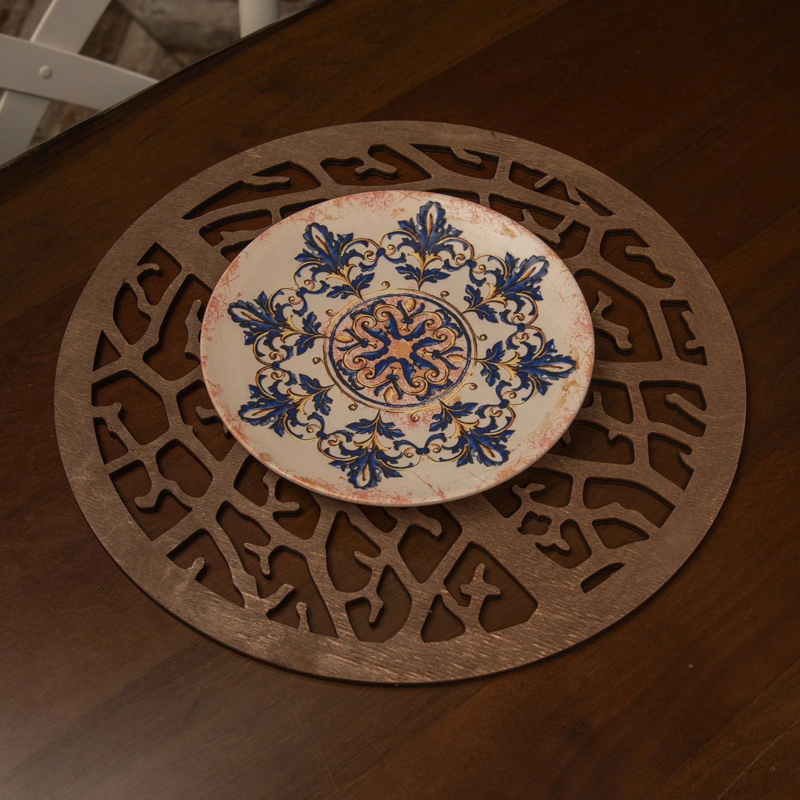 Set nënshtruesish tavoline prej druri, 4 copë, Hermia, ngjyrë korale - wenge