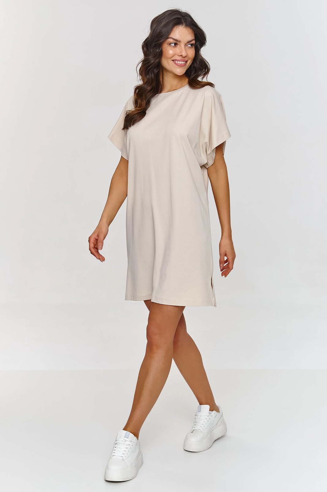Fustan për femra Makadamia model 209642, bezhë