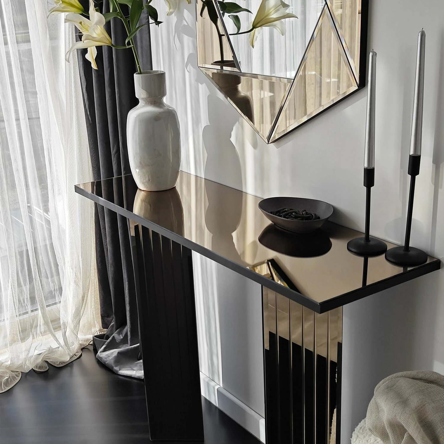 Komodë bronzi Hanah Home, 2 sirtarë