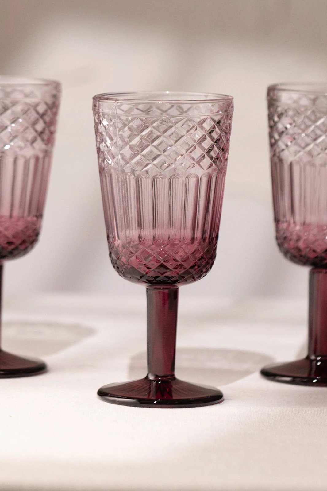 Set gotash prej qelqi (4 copë), Hermia Concept, Vega 280, ngjyrë burgundy