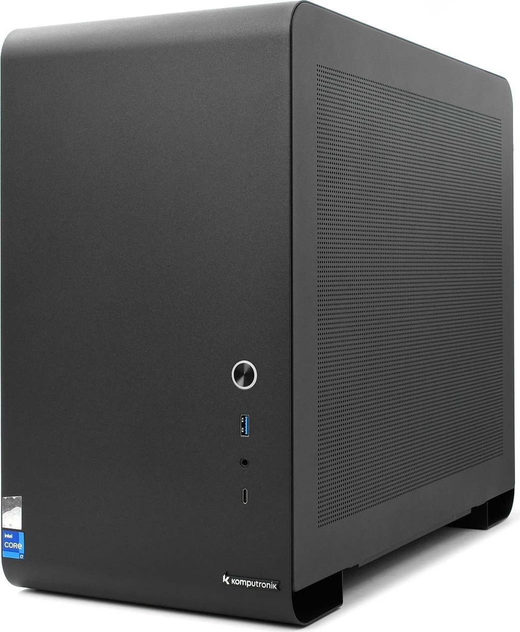 Kompjuter Komputronik Pro X713, Intel Core i7, RTX 4060 Ti 8GB, 64GB RAM Memorje, 2TB SSD, i zi