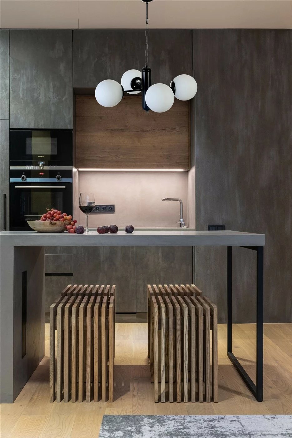 Llambë tavani Opviq, 8784-4, trup metalik, ngjyrë e zezë dhe e bardhë, 45x70cm