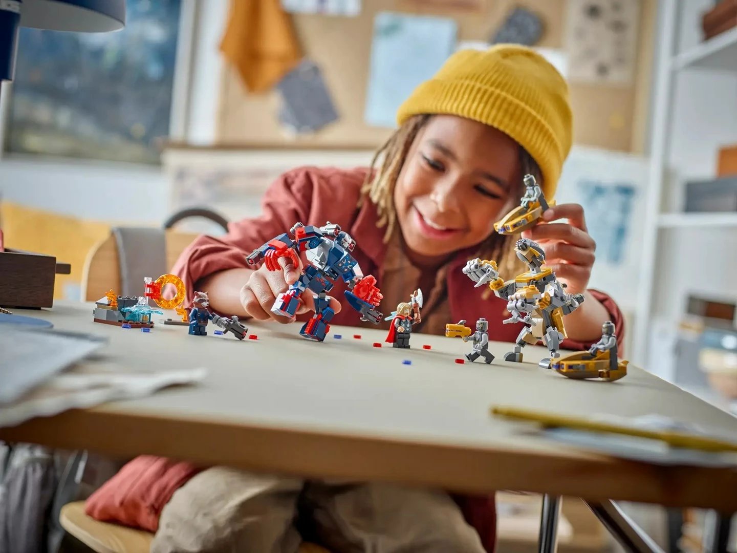 Set LEGO Marvel 76322 Avengers: Endgame Thor vs. Chitauri, 373 pjesë, 7 minifigura