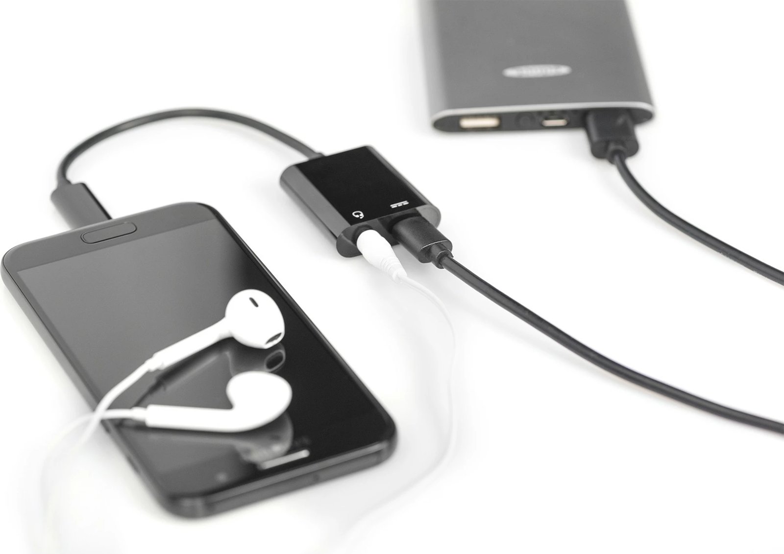 Kabllo adapter Digitus USB Type-C në 3.5mm + USB-C, 0.2m, zi