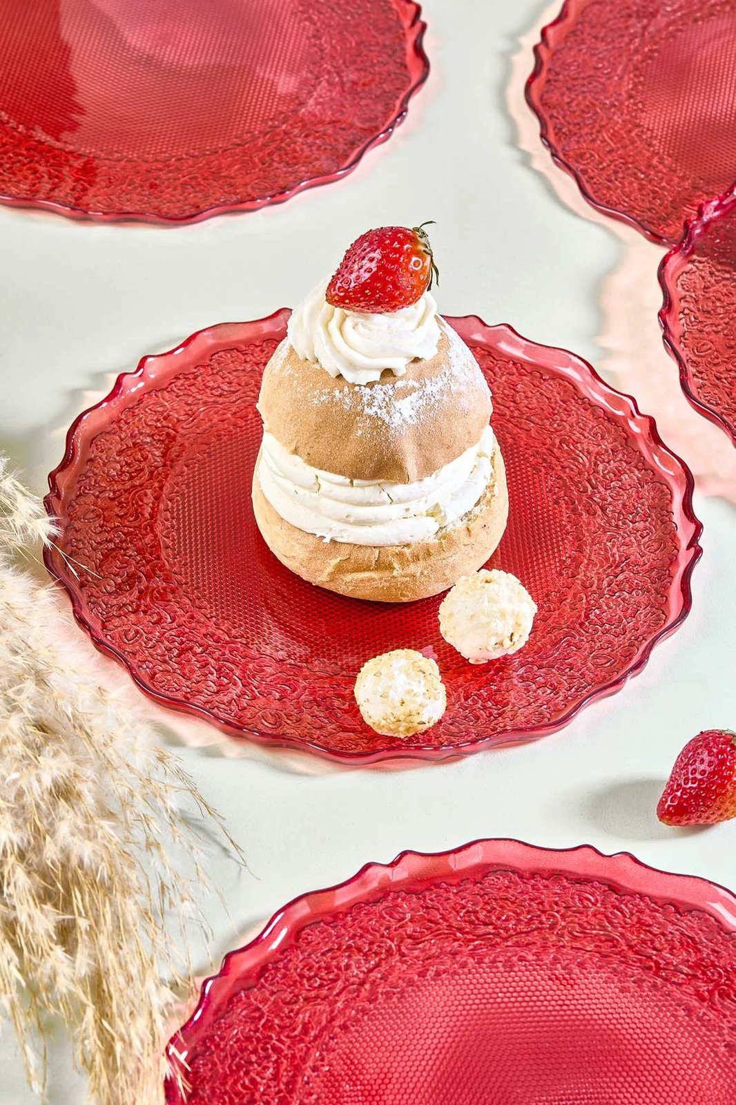 Set pjatash ëmbëlsirash, 6 copë, ngjyrë e kuqe, Hermia Concept, Goblen6