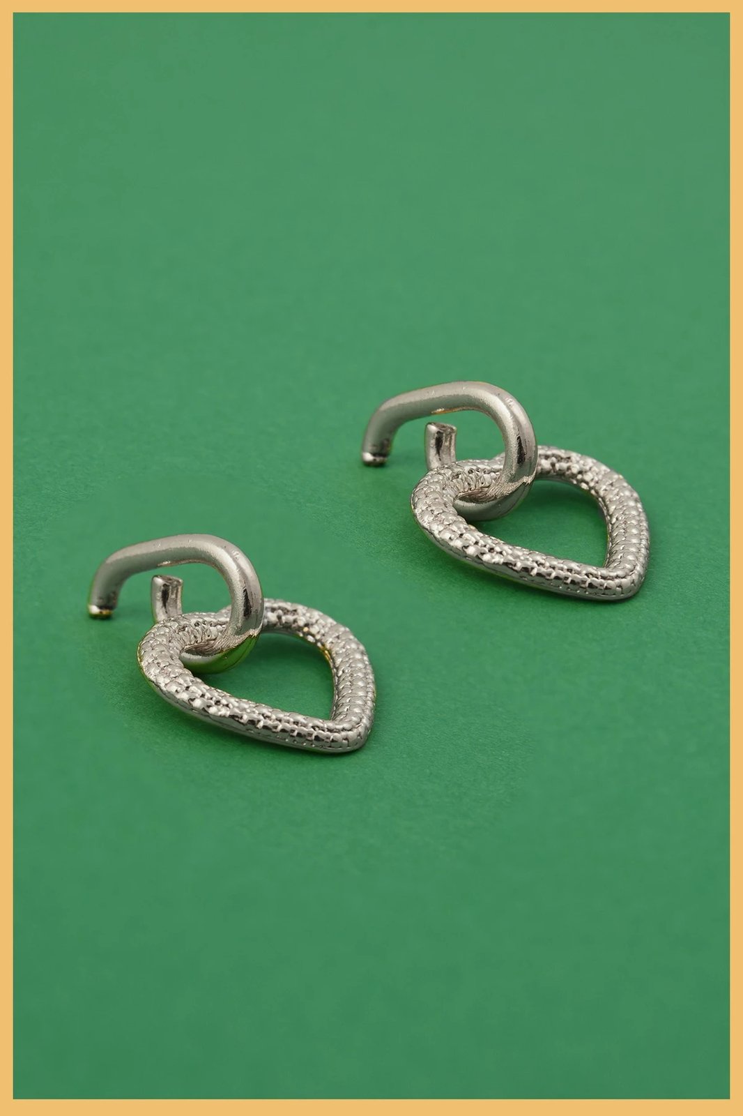 Vathë argjendi Jumeon, Gms-Sllntkalp