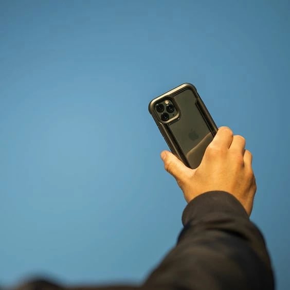 Mbështjellës Raptic X-Doria Shield për iPhone 14 Plus, i zi, MagSafe