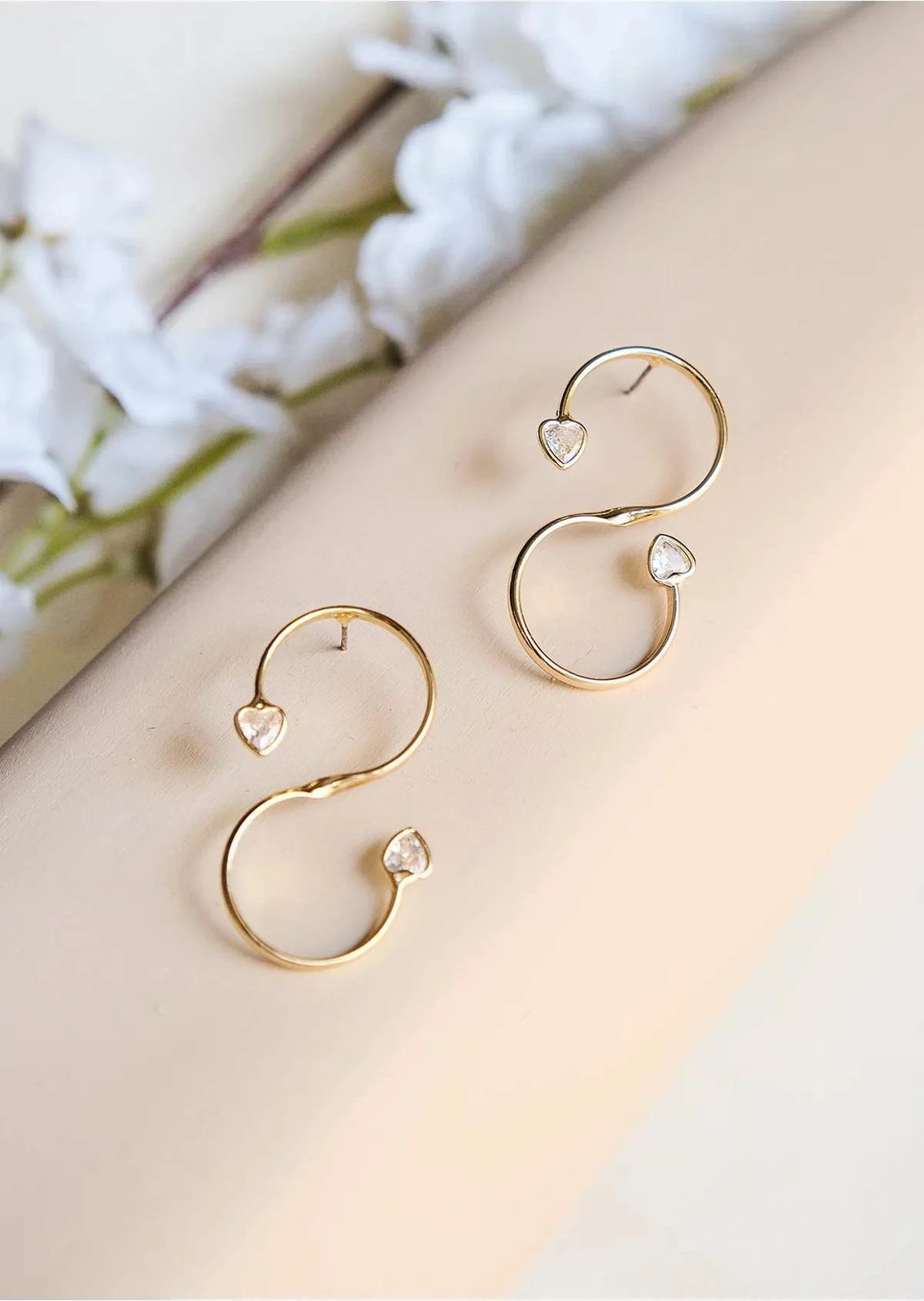 Vathë prej bronzi, ngjyrë ari, me gurë zirkon, Jumeon, Gls-Klpskup