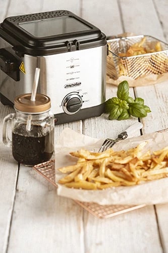 Fritezë e thellë, Adler Mesko MS 4910, 1.5 L 900 W, termostat i rregullueshëm, çelik inox, argjendtë/zi