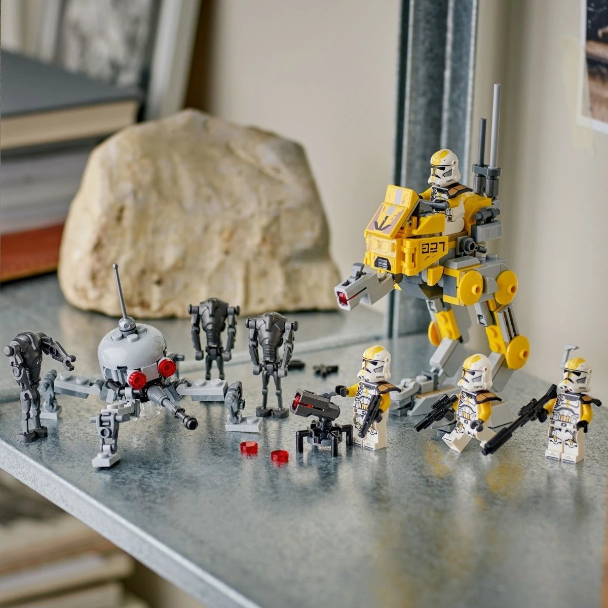 Set ndërtimi LEGO Star Wars 75431, 327th Star Corps Clone Troopers, 258 pjesë