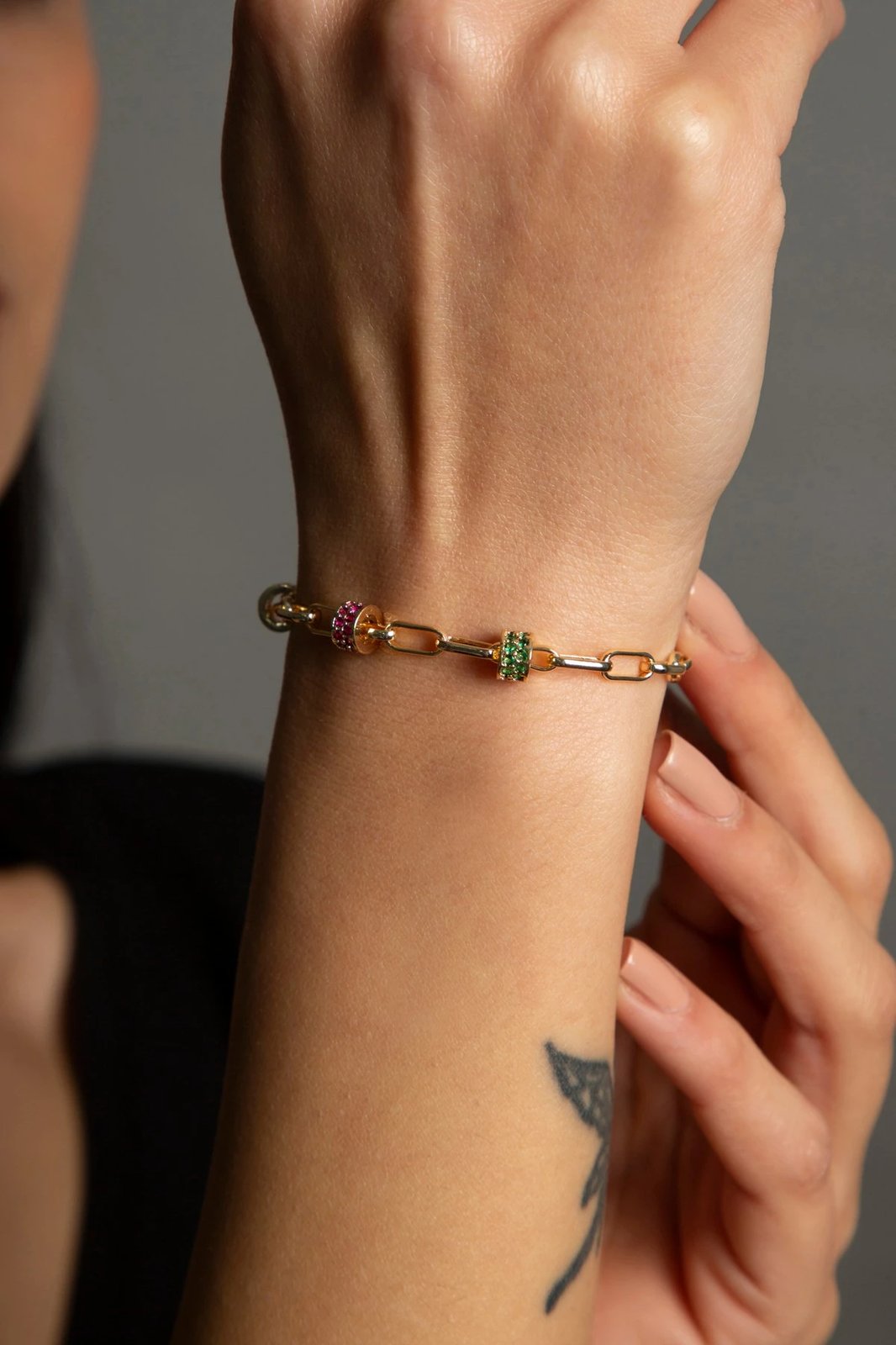 Byzylyk metalik ngjyrë ari, Elika, CBL9742 Byzylyk metalik ngjyrë ari, Elika, CBL9742