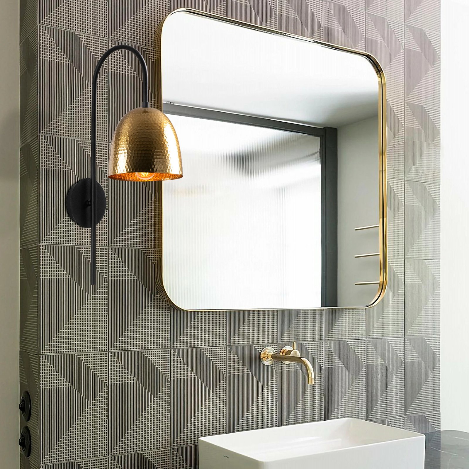 Llambë muri Opviq, Tattoo - 3321, ngjyrë e zezë, vintage, 16x24cm, lartësi 57cm Llambë muri Opviq, Tattoo - 3321, ngjyrë e zezë, vintage, 16x24cm, lartësi 57cm