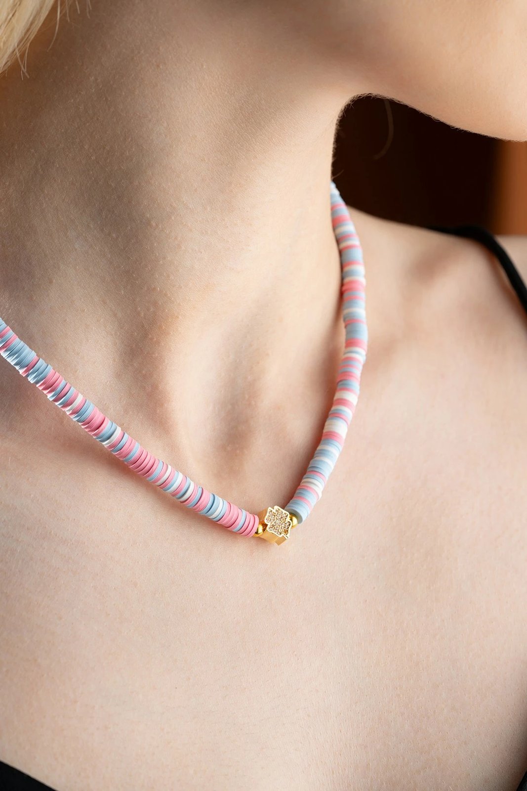 Qafore shumëngjyrëshe Jumeon, KL-0861