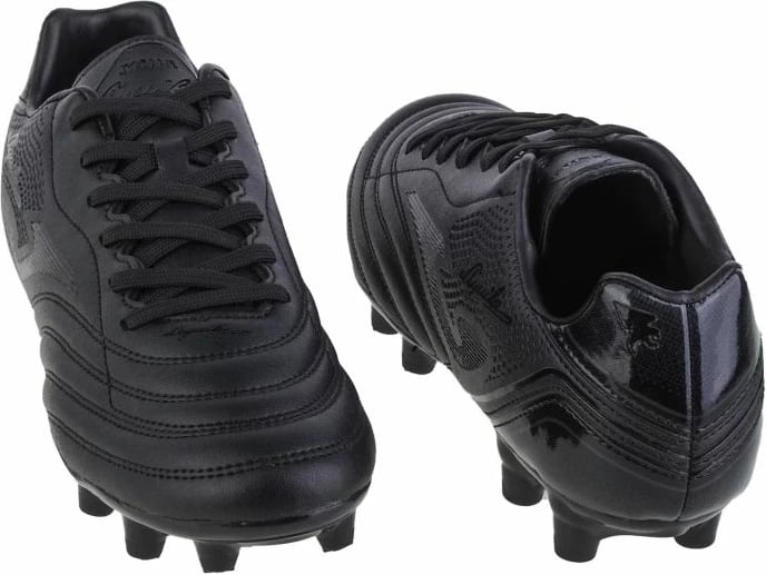 Atlete futbolli për meshkuj Joma Aguila, të zeza