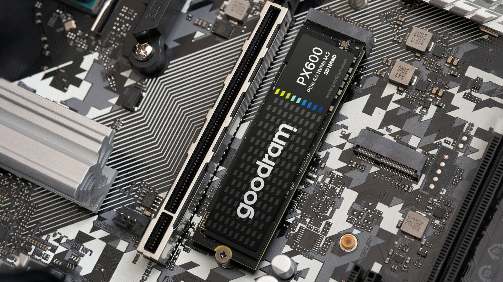 SSD GOODRAM PX600, 250GB, M.2 2280, PCIe 4x4 NVMe, i zi